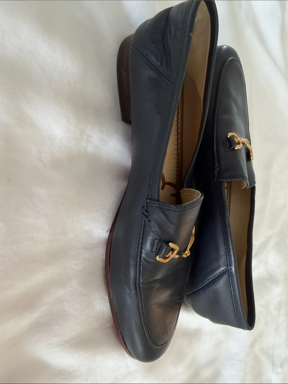 ✨elegant comfort!✨Sam Edelman Black Leather Loafers with Gold Bit